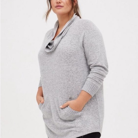 TORRID | Super Soft Plush Cowl Neck Raglan Tunic Sweatshirt - Picture 3 of 4